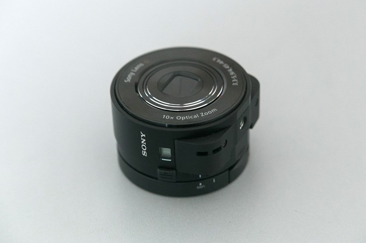 Sony QX10 (1).jpg